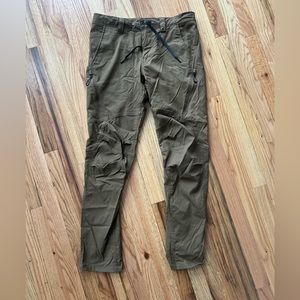 686 Slim Fit Anything Cargo Pants